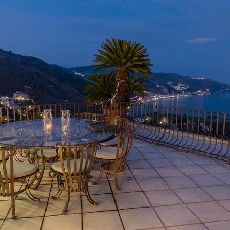 タオルミーナBellavista Houseアパートメント エクステリア 写真